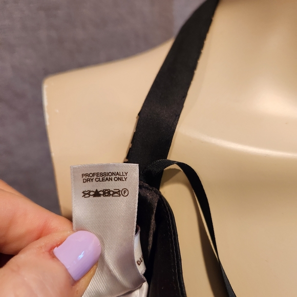 Laundry black body con dress - Picture 7 of 8